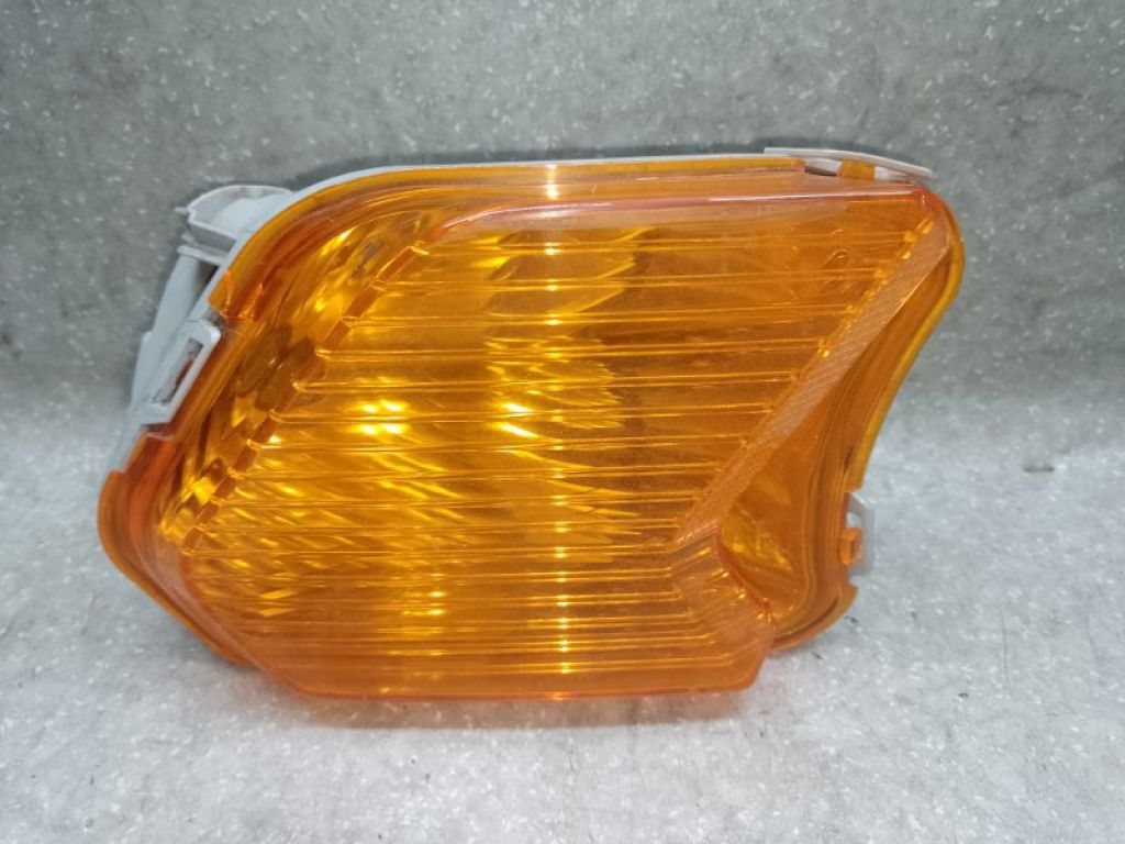 GJ5Z-13200-A | Покажчик повороту прав. FORD ESCAPE 12-19