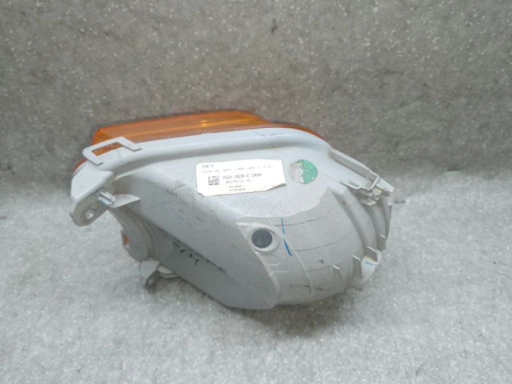 GJ5Z-13200-A | Покажчик повороту прав. FORD ESCAPE 12-19 - Фото 2