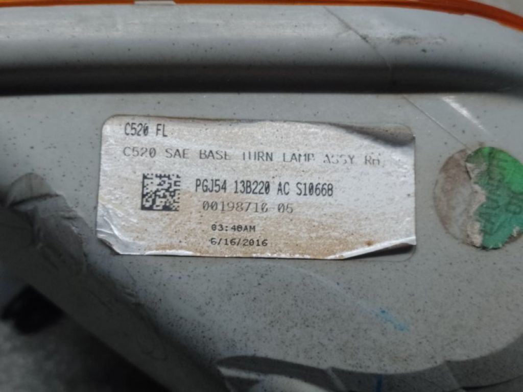 GJ5Z-13200-A | Покажчик повороту прав. FORD ESCAPE 12-19 - Фото 5