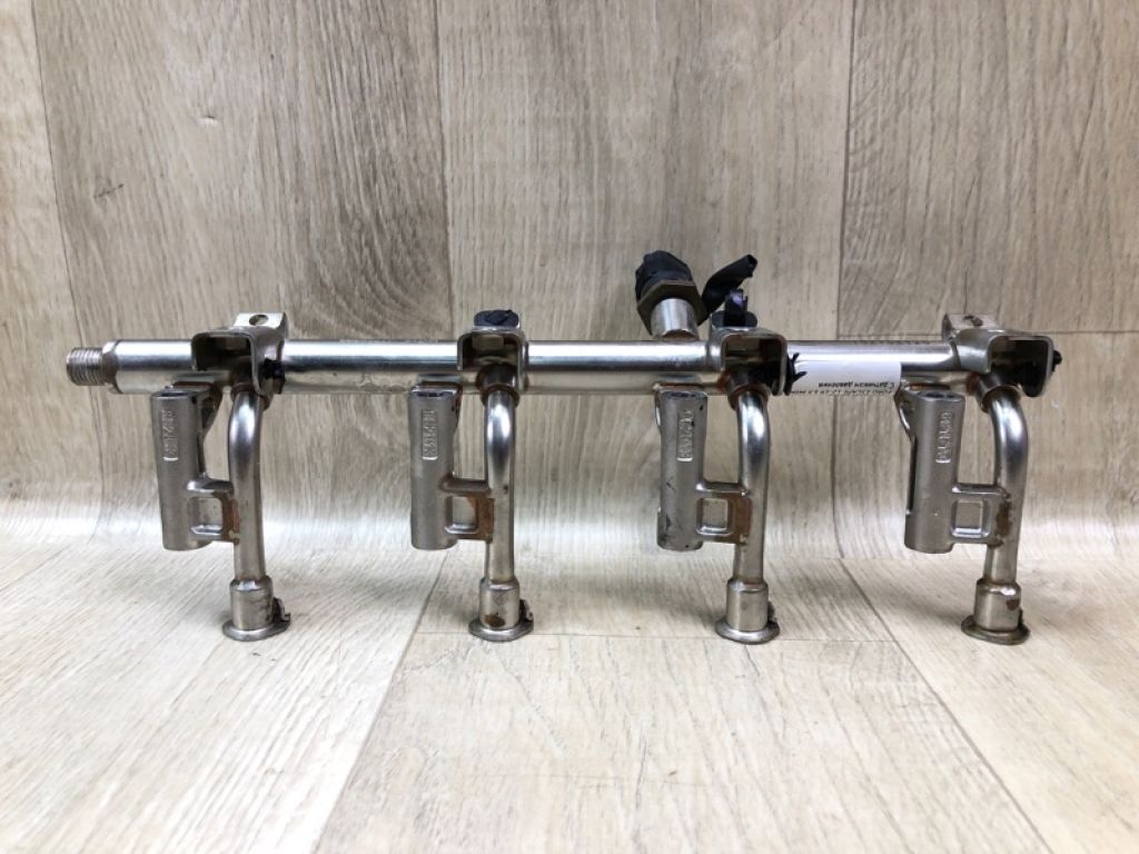 DS7Z-9D280-H | Паливна рейка FORD ESCAPE 12-19