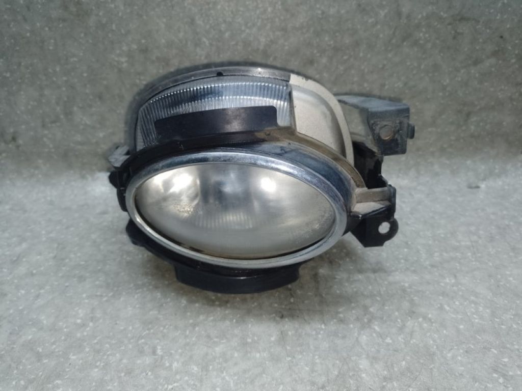 81211-33200 | Противотуманная фара прав. LEXUS ES350 06-12