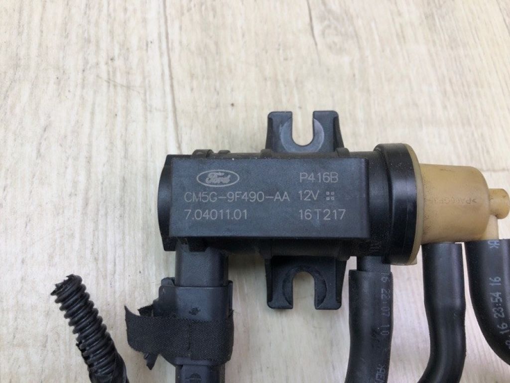 F1FZ-9S468-C | Клапан електромагнітний (вакуумний) FORD ESCAPE 12-19 - Фото 4