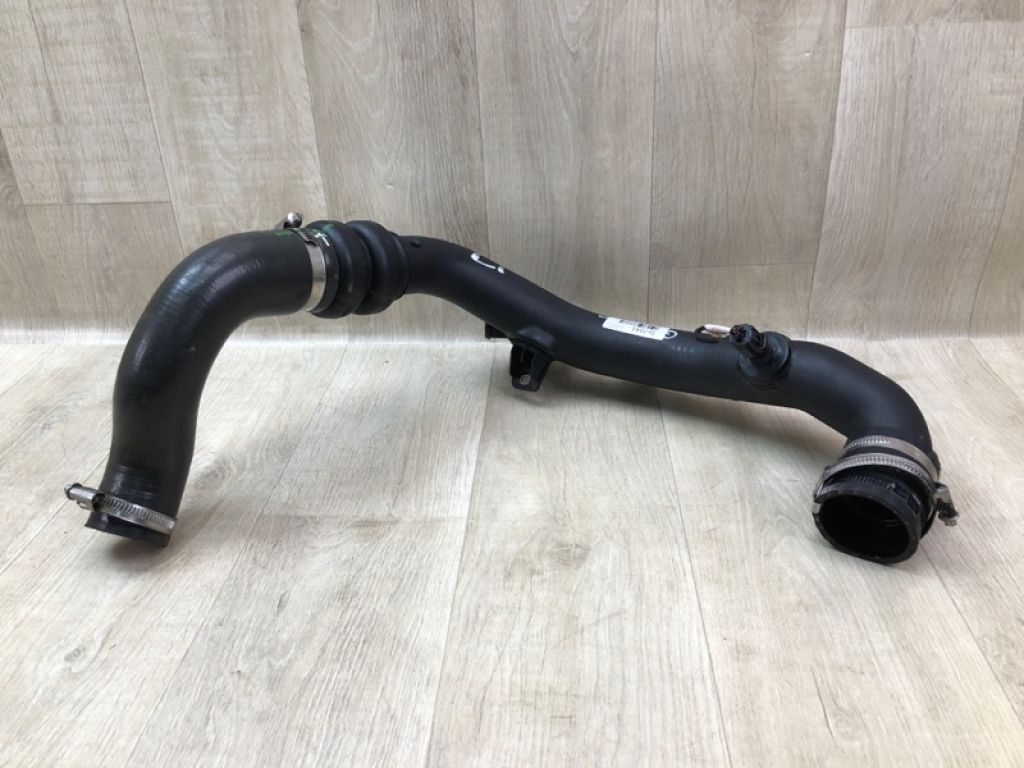 F1FZ-6C646-A | Патрубок інтеркулера FORD ESCAPE 12-19 - Фото 3