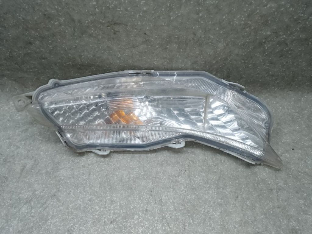 8151006050 | Покажчик повороту прав. TOYOTA CAMRY 55 14-17