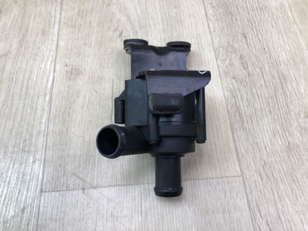 DS7Z-8C419-C | Помпа охолодження електрична FORD ESCAPE 12-19 - Фото 2