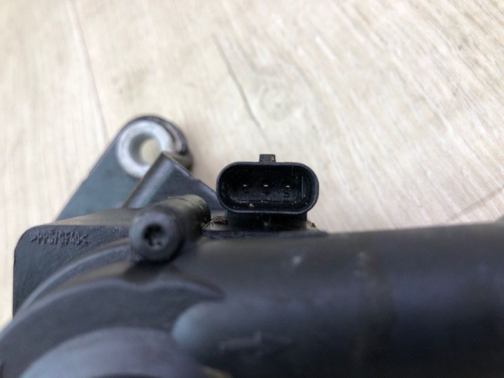 DS7Z-8C419-C | Помпа охолодження електрична FORD ESCAPE 12-19 - Фото 5