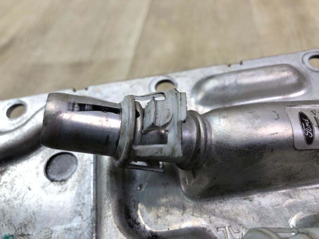 DS7Z-6K775-A | Радіатор інтеркулера FORD ESCAPE 12-19 - Фото 7