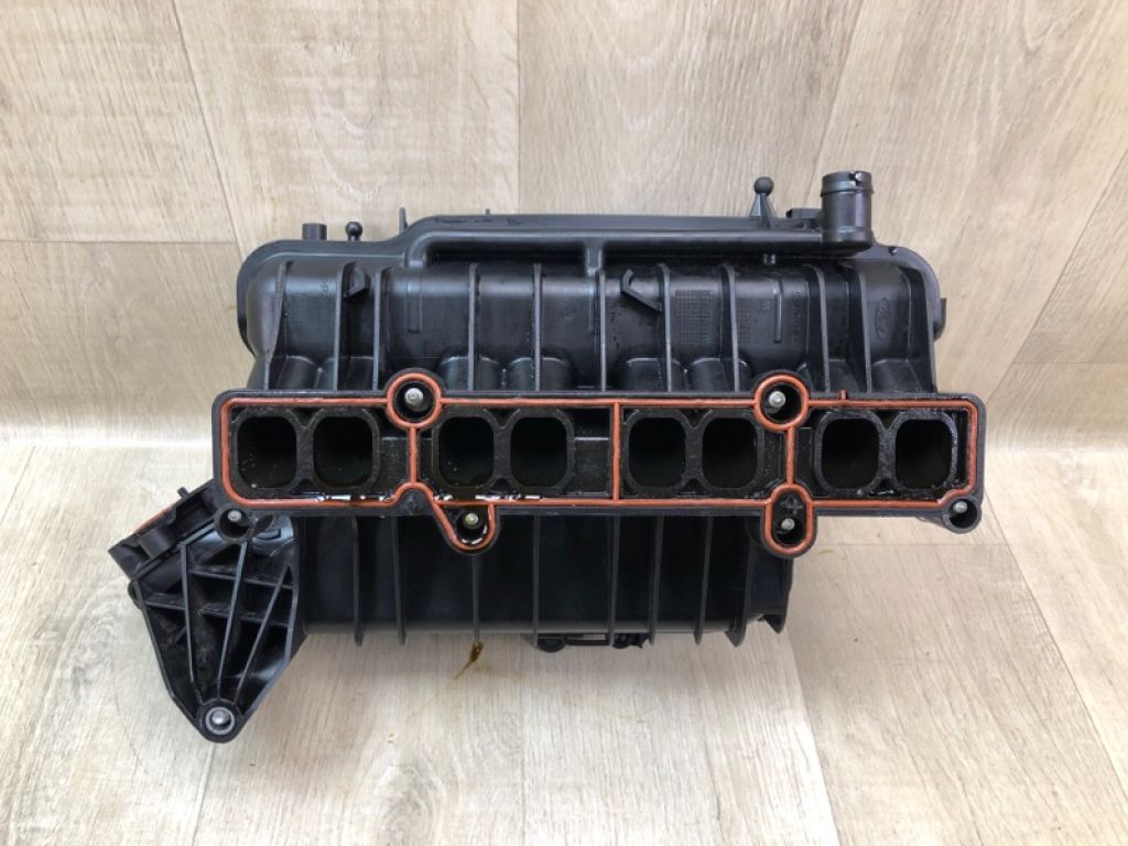 DS7Z-9424-M | Колектор впускний FORD ESCAPE 12-19