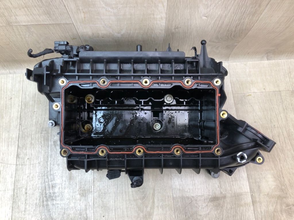 DS7Z-9424-M | Колектор впускний FORD ESCAPE 12-19 - Фото 2