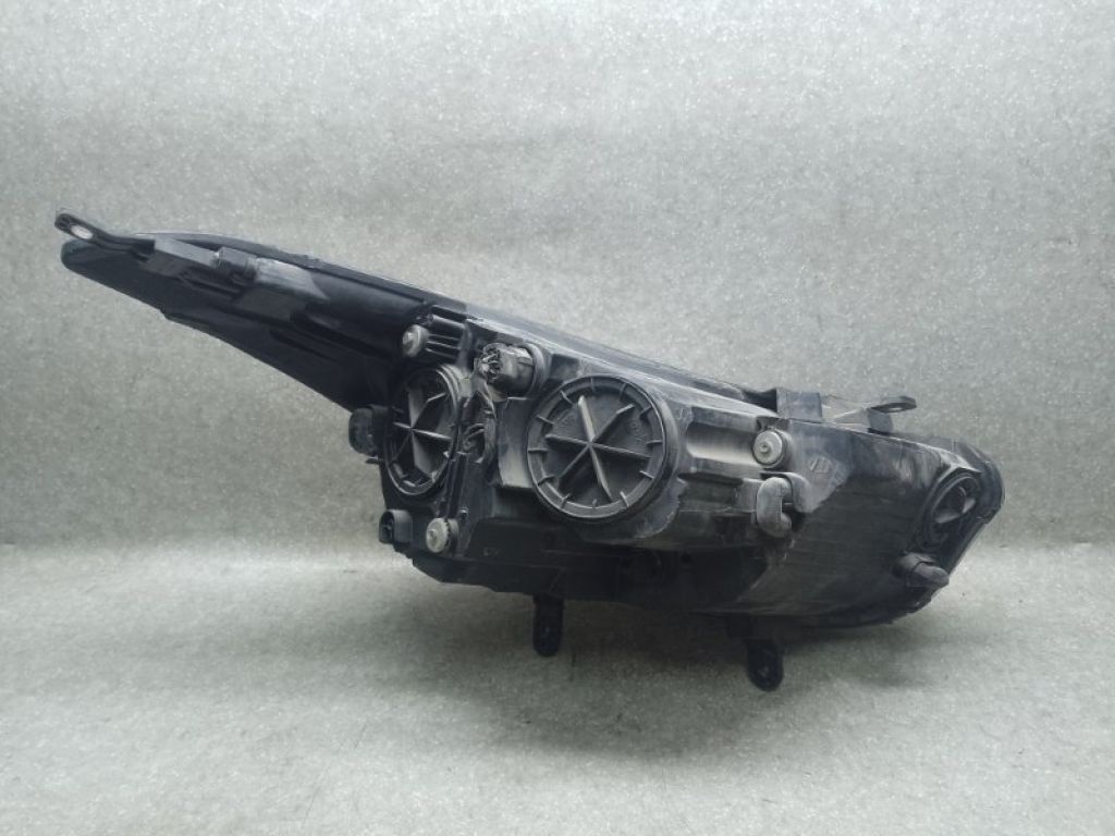 921013Z000 | Фара лів. HYUNDAI i40 15-19 - Фото 3