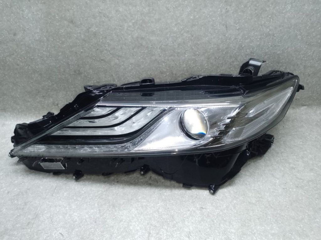 81185-33D70 | Фара лев. TOYOTA CAMRY 70 17-