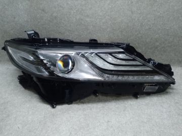 Фара прав. TOYOTA CAMRY 70 17-