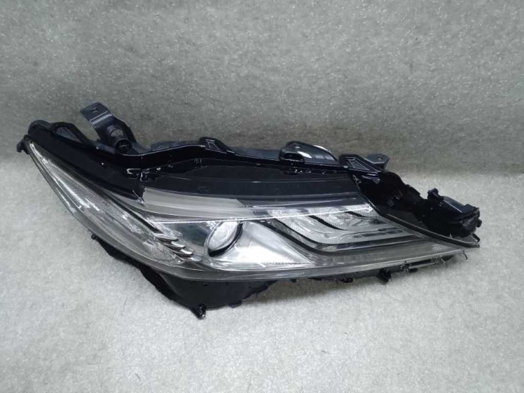 81145-33E10 | Фара прав. TOYOTA CAMRY 70 17- - Фото 2