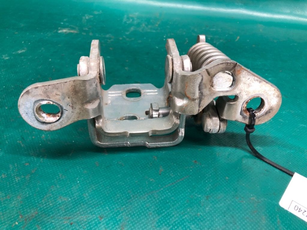 5067 939AE | Петля двері нижня задн. лів. DODGE JOURNEY 08-20 - Фото 3