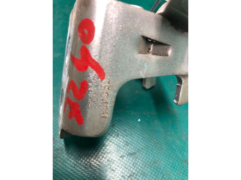 5067 940AC | Петля двері верхня задн. прав. DODGE JOURNEY 08-20 - Фото 4