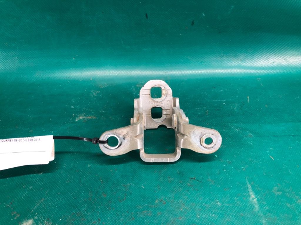5074 257AB | Петля двері верхня передн. лів. DODGE JOURNEY 08-20 - Фото 2