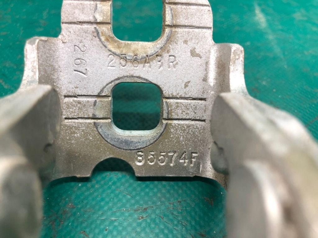 5074 256AB | Петля двері верхня передн. прав. DODGE JOURNEY 08-20 - Фото 4