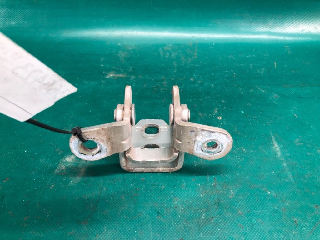 5067 941AC | Петля двері верхня задн. лів. DODGE JOURNEY 08-20 - Фото 2