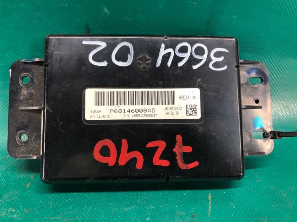 68146 008AC | Блок комфорту DODGE JOURNEY 08-20