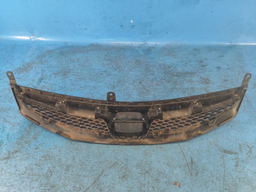 71121-SNB-900ZA | Решітка радіатора HONDA CIVIC 4D 06-11 - Фото 3