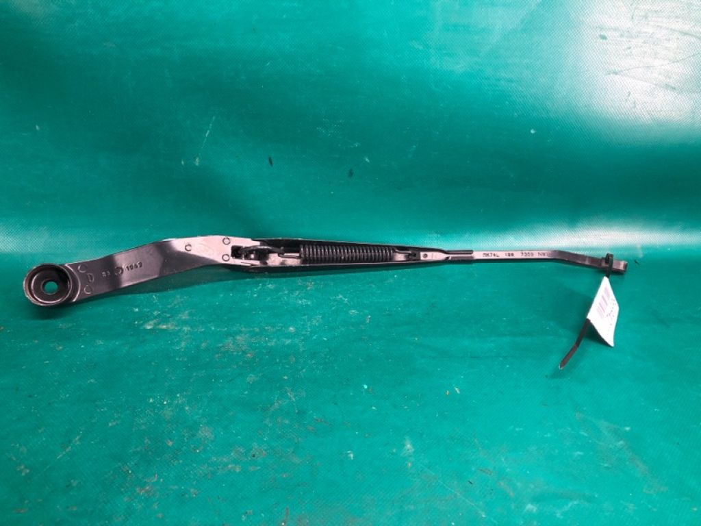 68003 737AB | Поводок стеклоочистителя передний лев. JEEP PATRIOT 10-17