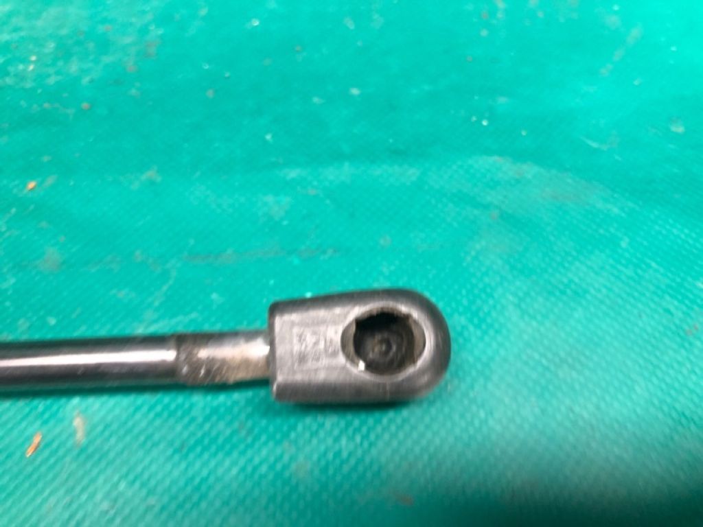 68061 353AA | Амортизатор двери багажника JEEP PATRIOT 10-17 - Фото 3