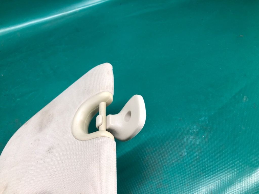 YD98 HDAAA | Козырек солнцезащитный прав. JEEP PATRIOT 10-17 - Фото 3