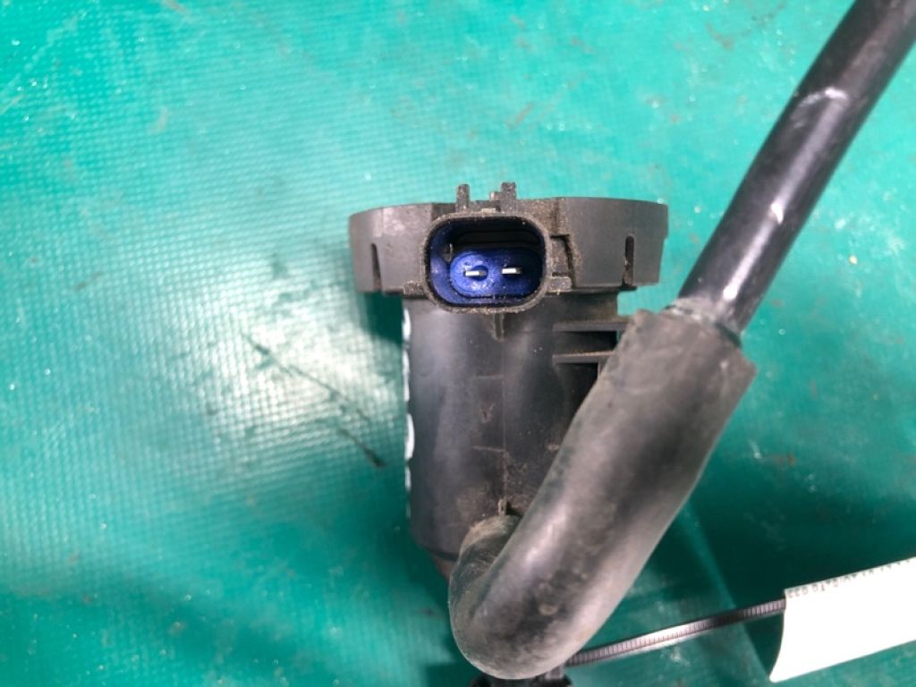 4891 741AA | Клапан вентиляции топливного бака JEEP PATRIOT 10-17 - Фото 4