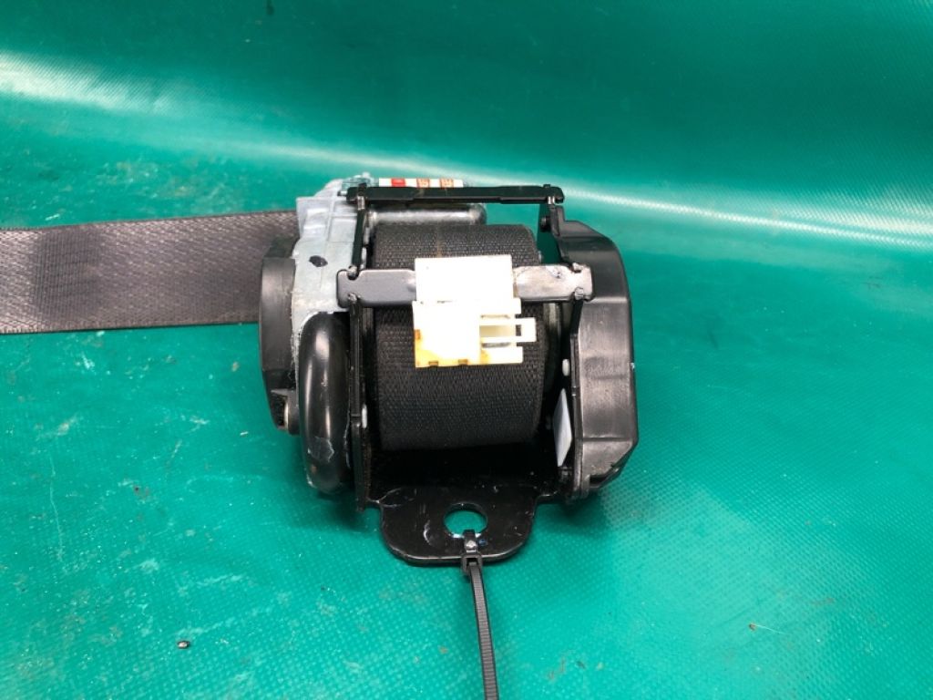 1XC68 1DVAD | Ремень безопасности передн. прав. JEEP PATRIOT 10-17 - Фото 4