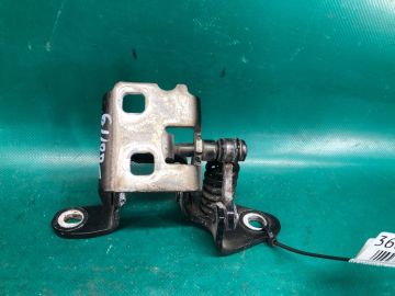 Петля двери нижняя передн. лев. JEEP PATRIOT 10-17