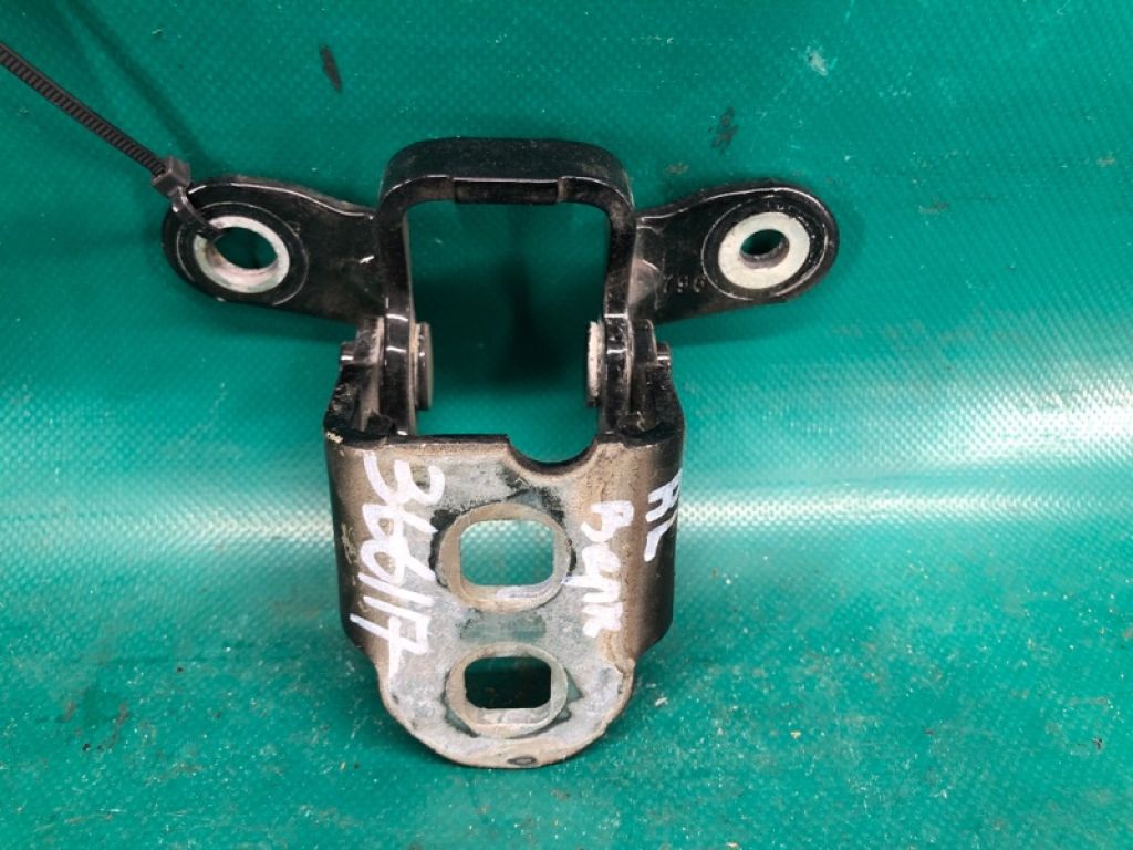 5074 257AB | Петля двери верхняя задн. лев. JEEP PATRIOT 10-17 - Фото 3