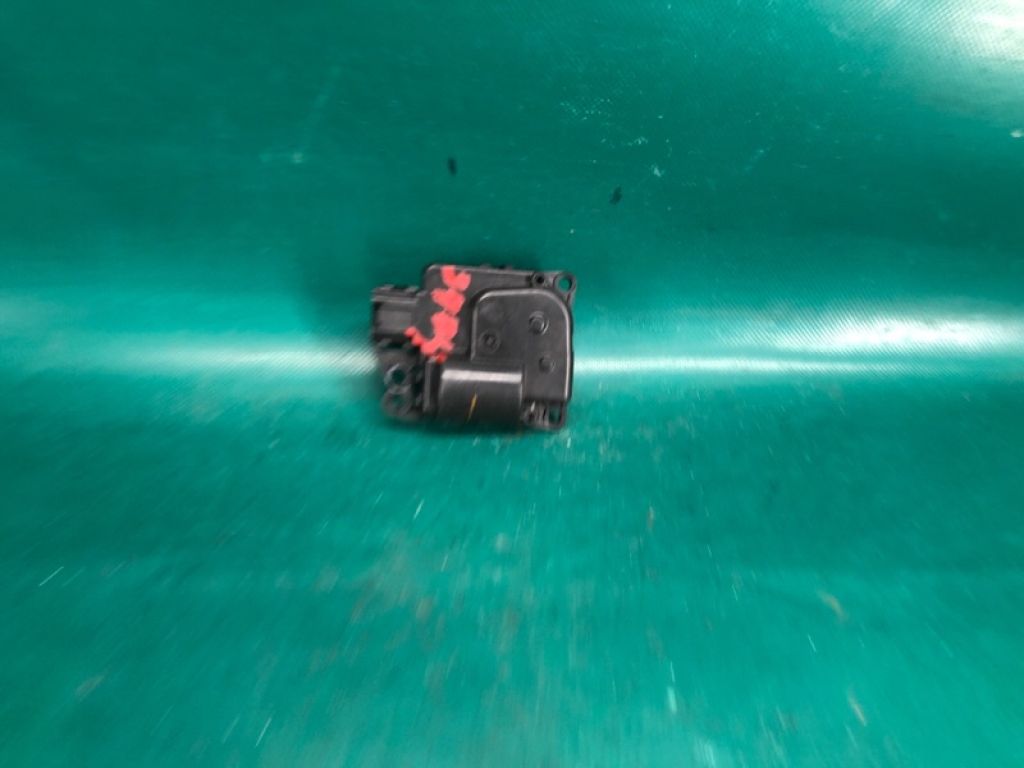 68018 109AA | Моторчик заслінки пічки JEEP PATRIOT 10-17