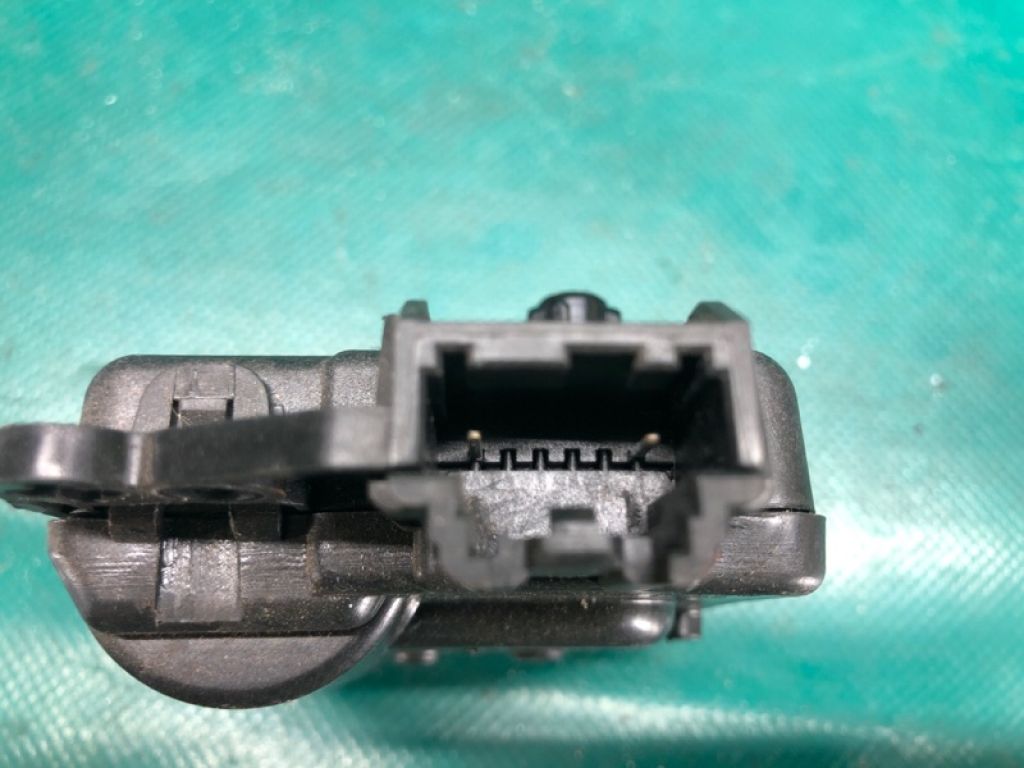 68018 109AA | Моторчик заслінки пічки JEEP PATRIOT 10-17 - Фото 4