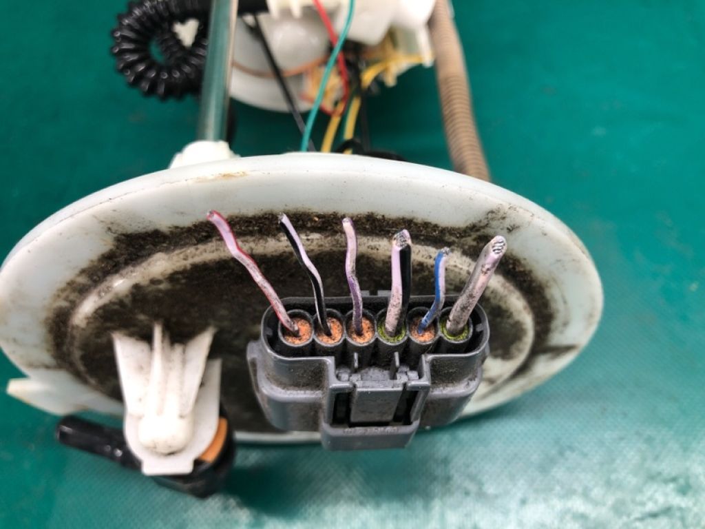 17040-6FK0A | паливний насос NISSAN X-TRAIL/ROGUE T32 13-20 - Фото 4