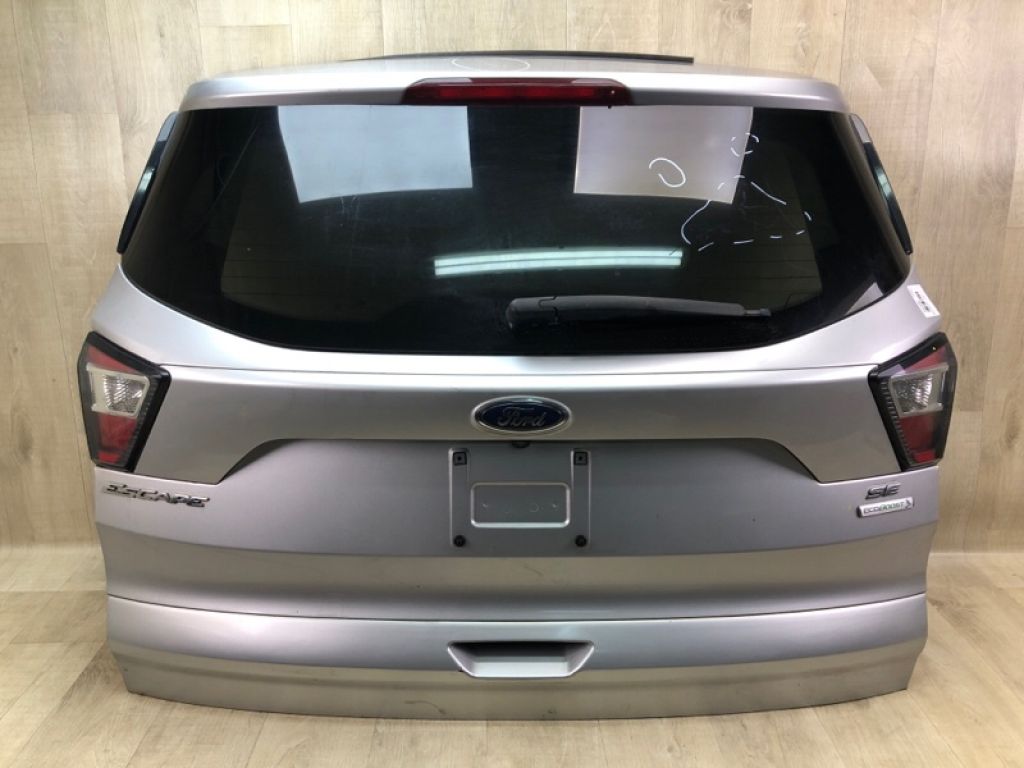 GJ5Z-7840010-A | Кришка багажника FORD ESCAPE 12-19