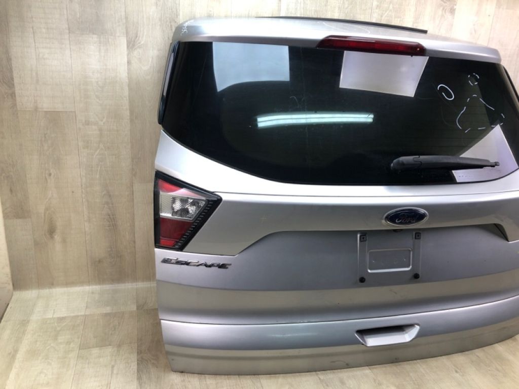 GJ5Z-7840010-A | Кришка багажника FORD ESCAPE 12-19 - Фото 2
