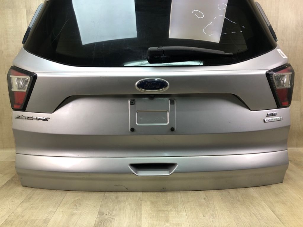 GJ5Z-7840010-A | Кришка багажника FORD ESCAPE 12-19 - Фото 4