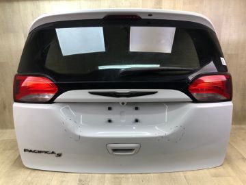 Кришка багажника CHRYSLER PACIFICA 16-20