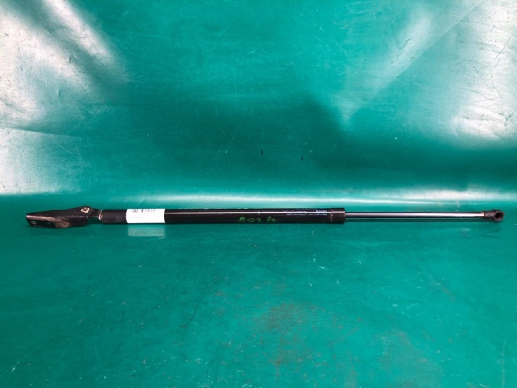 90451-4BA0B | Амортизатор кришки багажника лів. NISSAN X-TRAIL/ROGUE T32 13-20