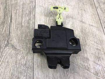 Замок кришки багажника TOYOTA CAMRY 40 06-11
