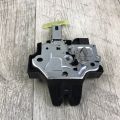 6460033120 | Замок кришки багажника TOYOTA CAMRY 40 06-11 - Прев'ю 2