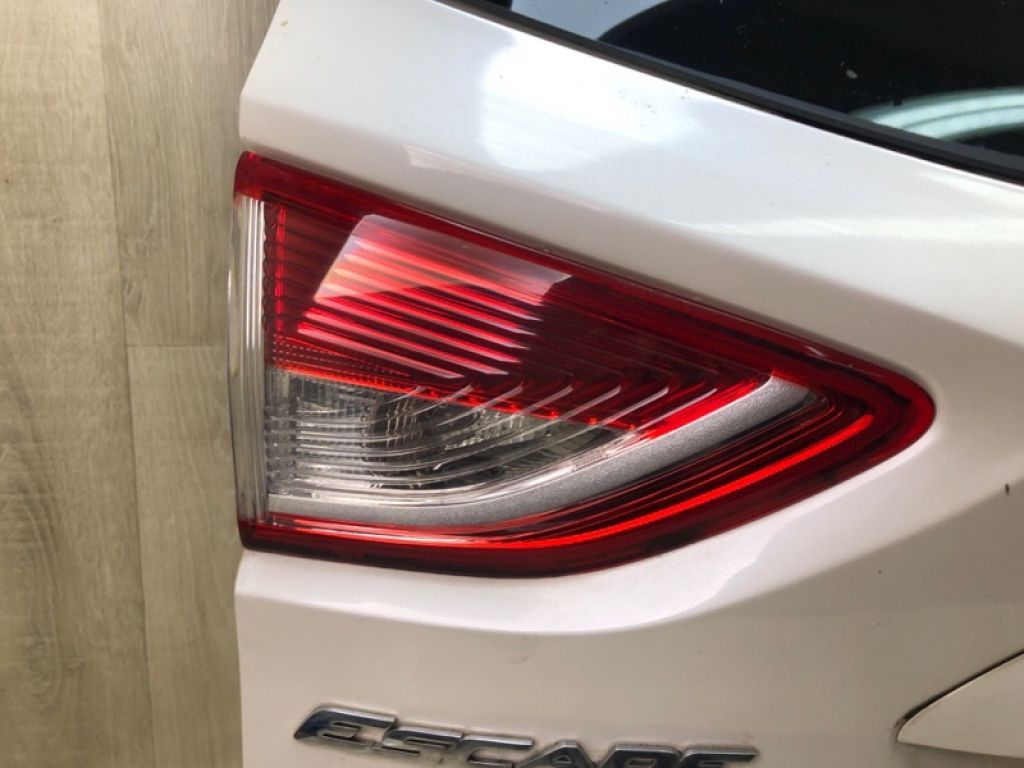 CJ5Z-7840010-A | Кришка багажника FORD ESCAPE 12-19 - Фото 3