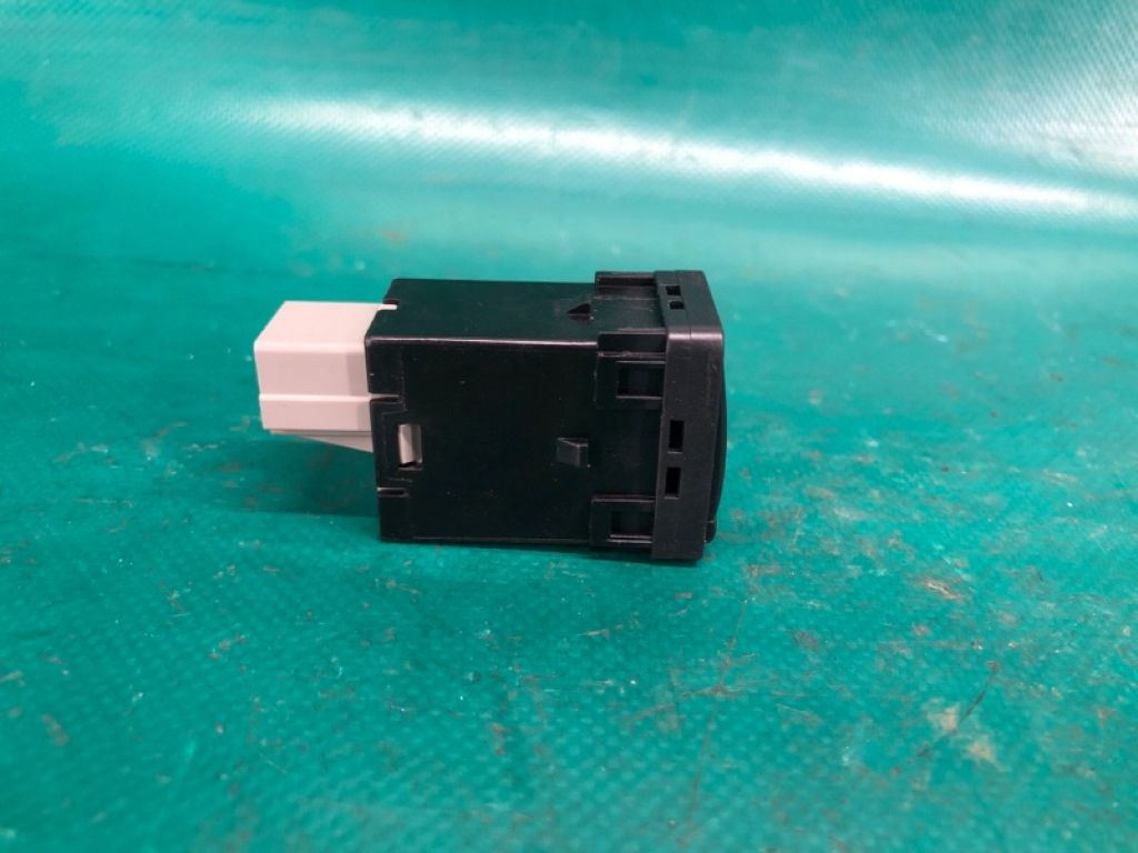 25141-5BC0A | Кнопка NISSAN X-TRAIL/ROGUE T32 13-20 - Фото 3