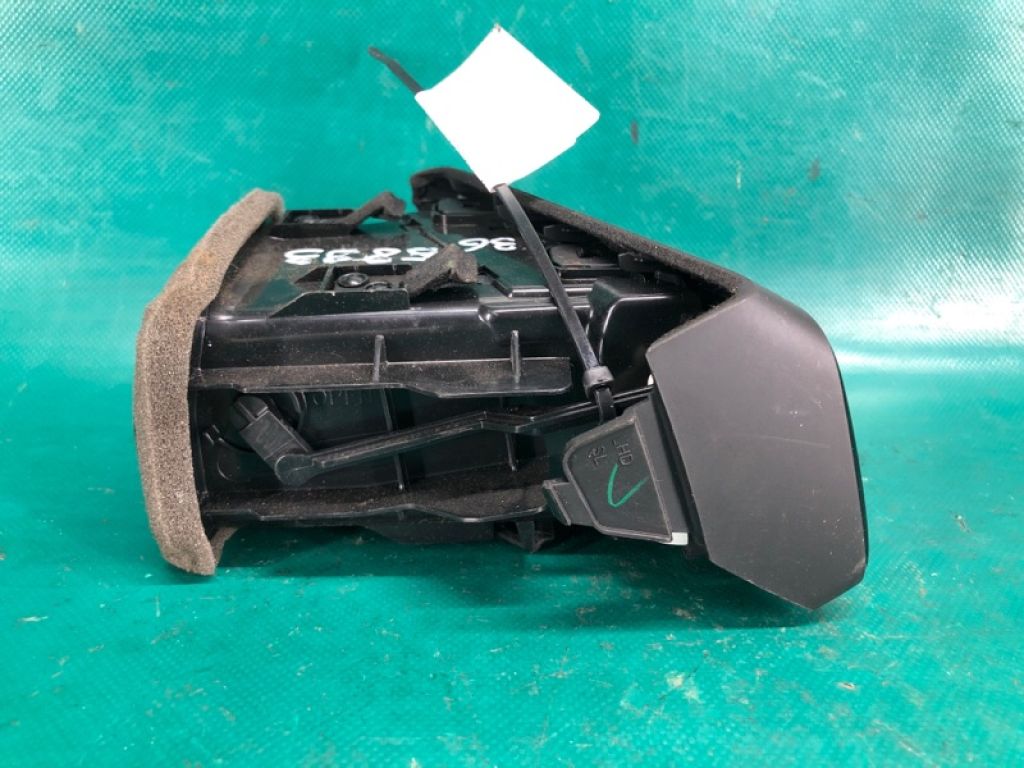 68761-6FL0A | Дефлектор повітряний лів. NISSAN X-TRAIL/ROGUE T32 13-20 - Фото 2