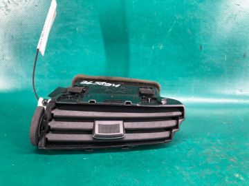 Дефлектор повітряний прав. NISSAN X-TRAIL/ROGUE T32 13-20