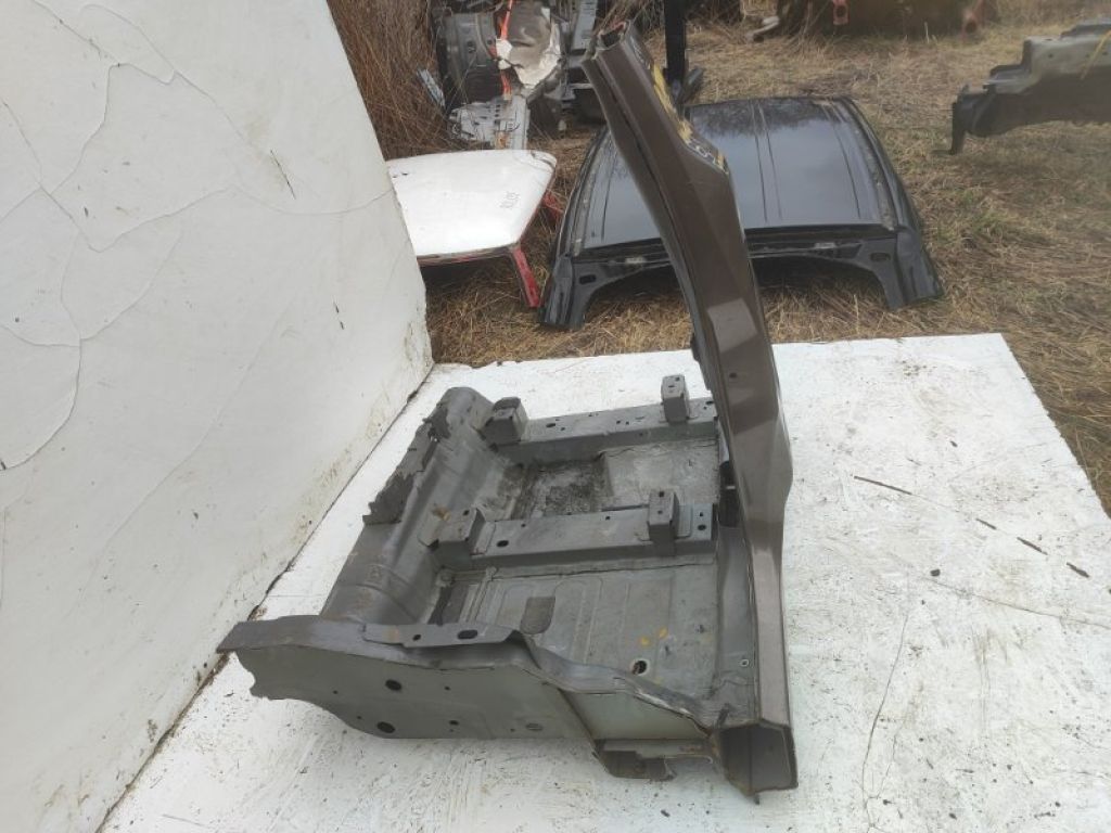 Центральна стійка кузова прав. LAND ROVER EVOQUE 19- - Фото 3