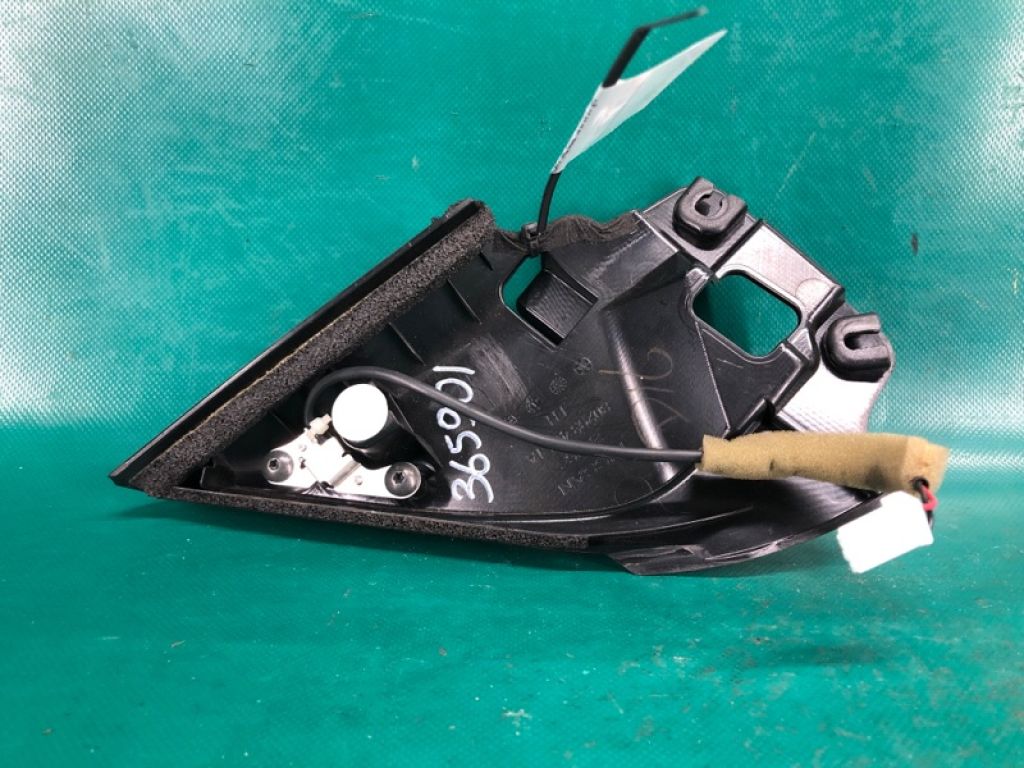 80293-4CL1A | Накладка кріплення дзеркала лів. NISSAN X-TRAIL/ROGUE T32 13-20 - Фото 3