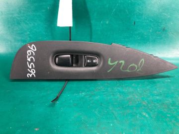 Кнопка склопідіймача передн. прав. NISSAN X-TRAIL/ROGUE T32 13-20