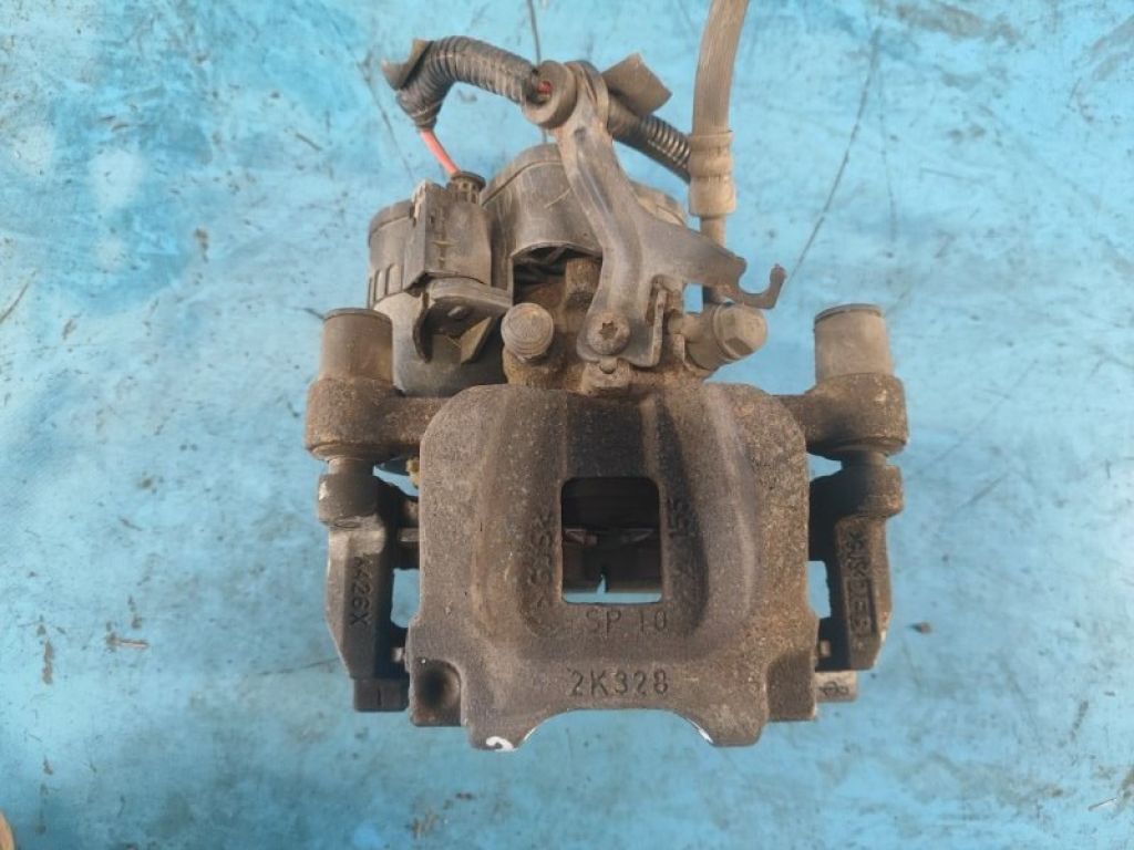 K8D2-2K328-AB | Супорт гальмівний задн. лів. LAND ROVER EVOQUE 19- - Фото 2