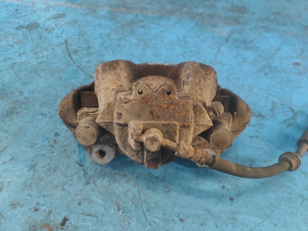 LR061370 | Супорт гальмівний передн. лів. LAND ROVER DISCOVERY Sport 15-19 - Фото 3